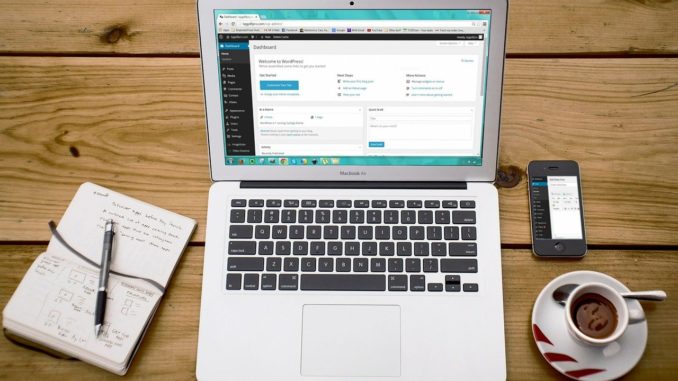 laptop-g92995bc9f_1280 Wordpress für SEO