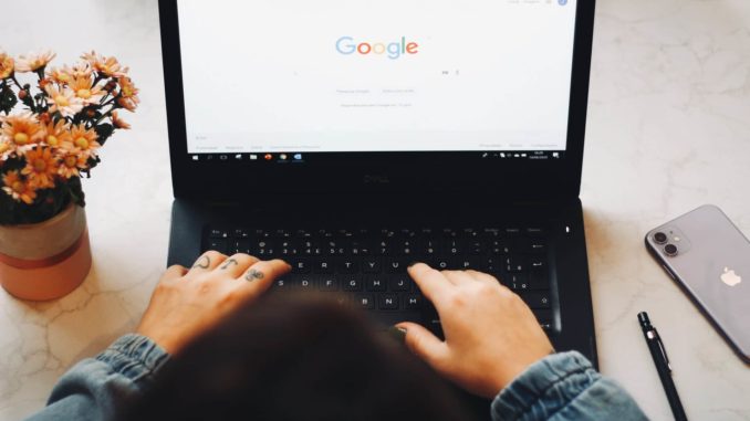 nathana-reboucas-O5v8heKY4cI-unsplash Schlüsseldienst bei google finden