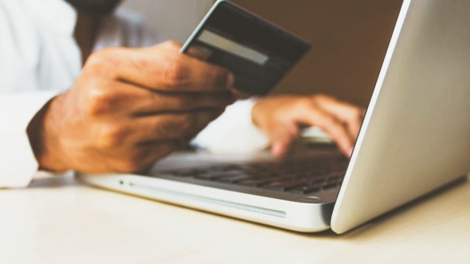 payment-gc788cd2f0_1280 günstige Onlinekredite